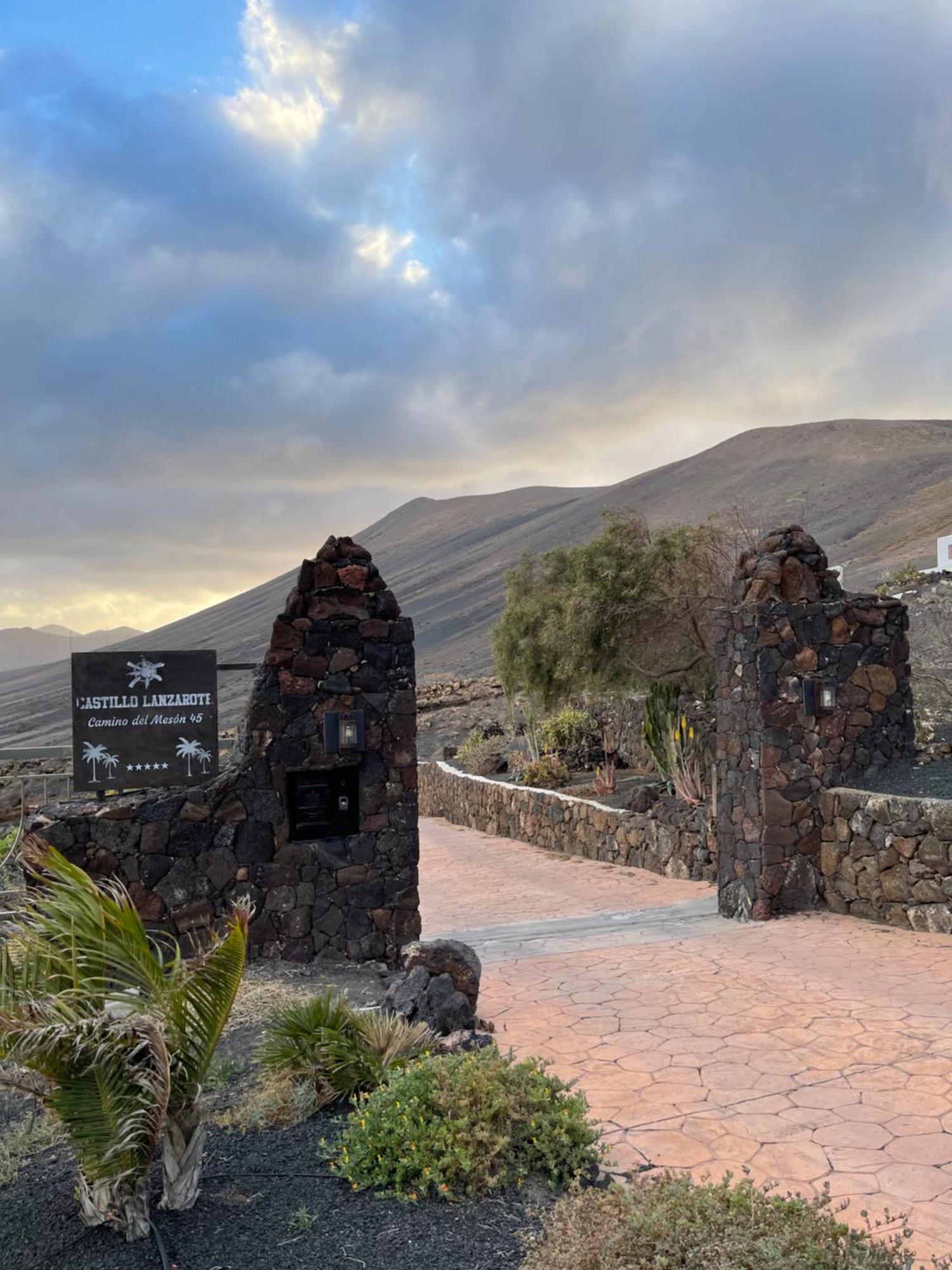 Castillo Lanzarote Villa Winni - Luxury Villa - Pet Friendly With Heated Pool La Asomada  Ngoại thất bức ảnh